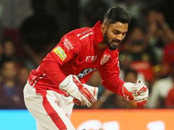 ఖాళీ మైదానాలు కావడంతో..