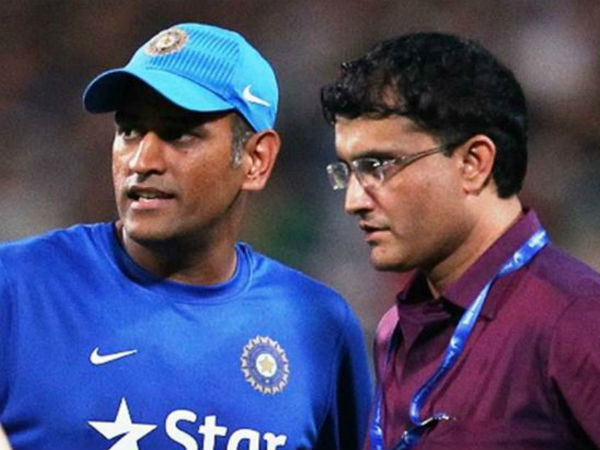 గ్రాండ్ ఫేర్‌వెల్ ఇవ్వాలి..