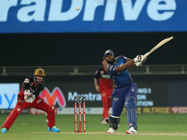 సిక్సర్ల వర్షం.. సిక్సర్ల వర్షం..