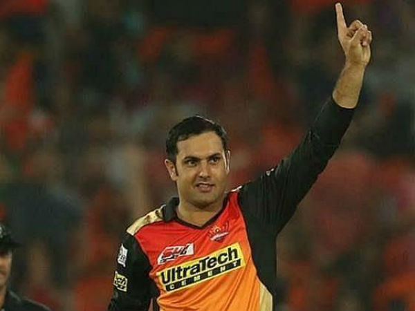 నబీ అదరగొడుతున్నాడు..