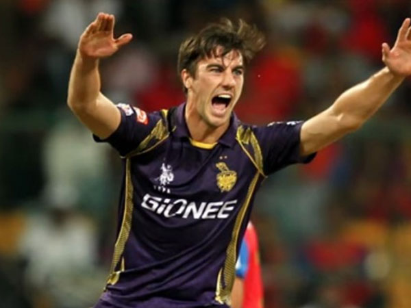 ఇంగ్లండ్‌ సిరీస్‌లో తేలిపోయిన కమిన్స్