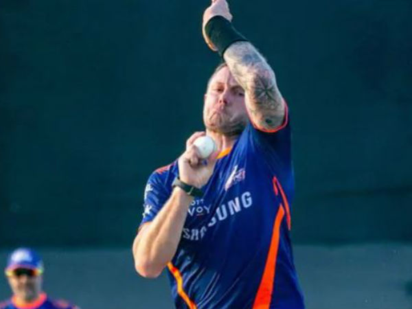 పిచ్‌లు నెమ్మదిస్తాయ్‌: 