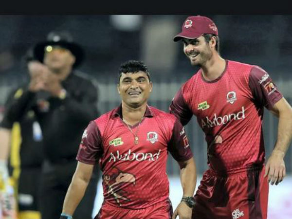  నైట్ రైడర్స్ విక్టరీ..