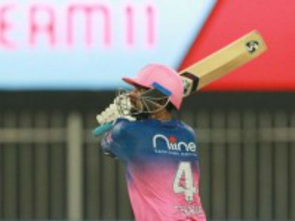  ఒకే ఓవర్‌లో ఐదు సిక్సులు: