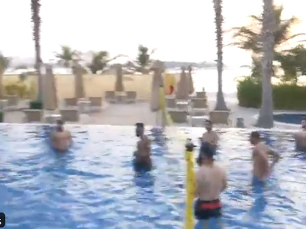 కోహ్లీ ఆట పాటలు