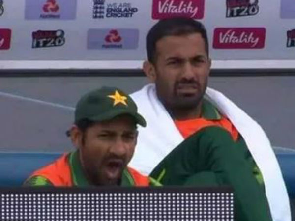 రిజర్వ్ బెంచ్‌పైనే: