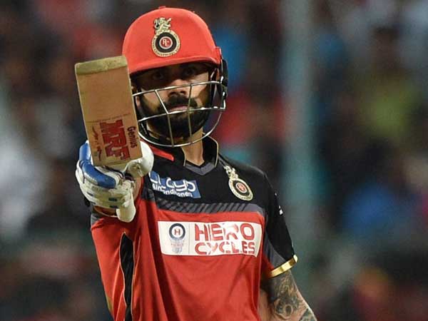 ఫస్ట్ డౌన్‌లో విరాట్..