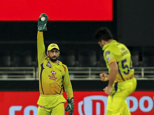 బేసిక్స్ మరిచిన ధోనీ