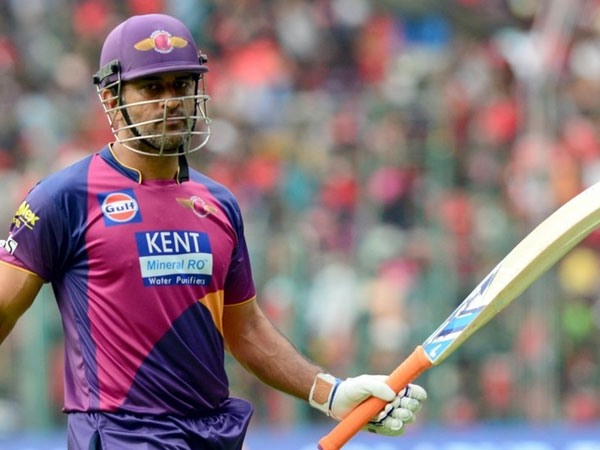 ధోనీ 6, 0, 4, 6, 6