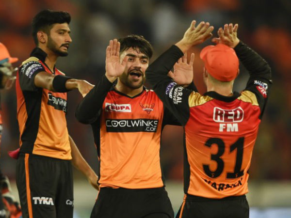 రషీద్ 4-0-7-3.. రషీద్ 4-0-7-3..