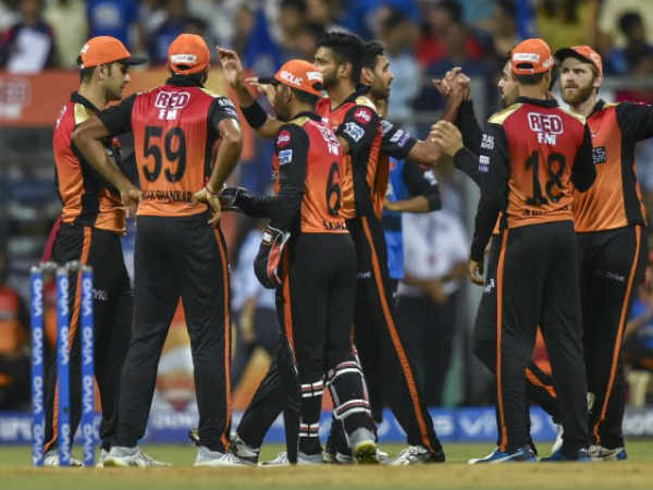 అన్నింట్లోనూ వీక్.. 