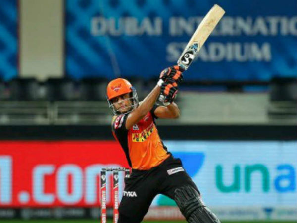 అండర్‌-19 ప్రపంచకప్‌లో కెప్టెన్‌గా: