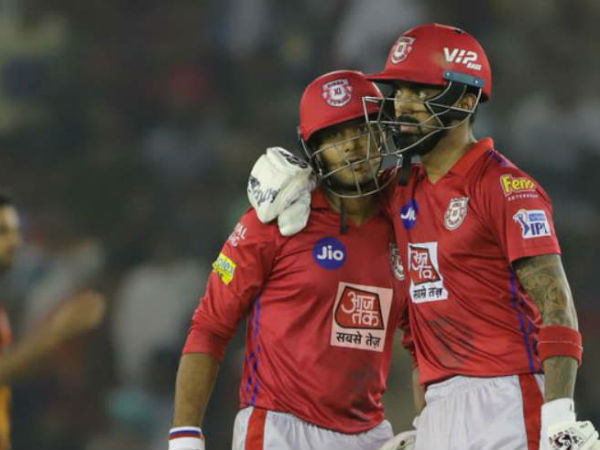 ప్లేఆఫ్స్‌ రేసులో ముందు: