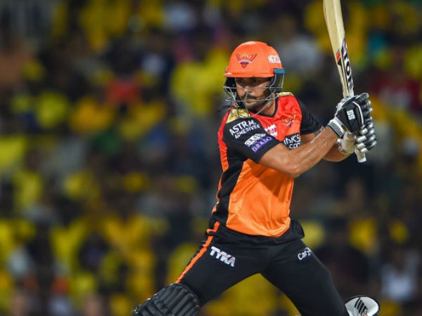 చివర్లో అభిషేక్, అబ్ధుల్ సమాద్.. చివర్లో అభిషేక్, అబ్ధుల్ సమాద్..