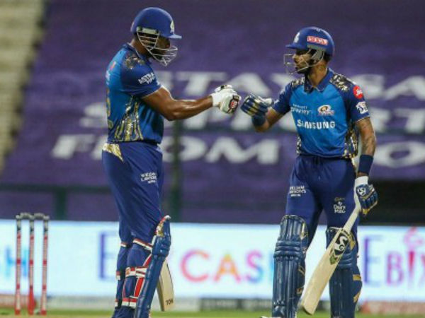 అనుభవం లేని బౌలర్‌ను ఆడేసుకున్న పొలార్డ్.. 