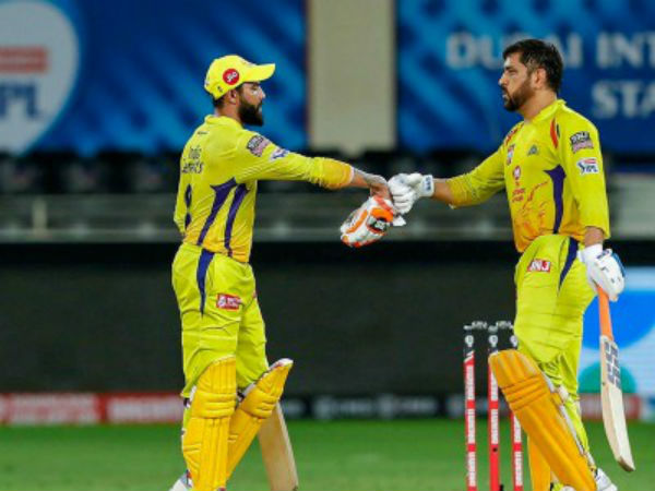 ఆదుకున్న ధోనీ, జడేజా..