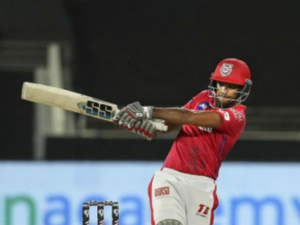  పూరన్‌ హాఫ్ సెంచరీ: