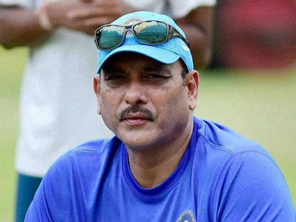 రెండు వికెట్లే కోల్పోయినా