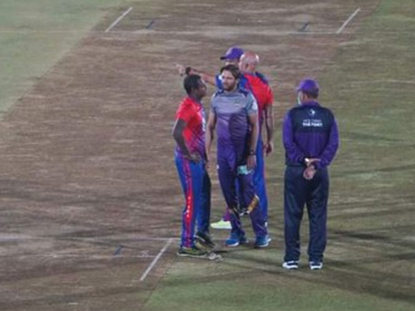 గుణతిలక చెలరేగినా