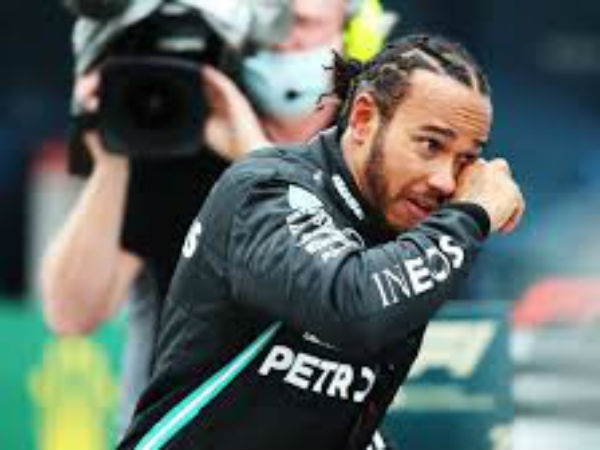 హామిల్టన్‌ కంట కన్నీరు..