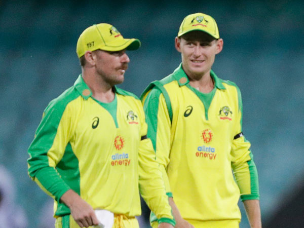 ఆసీస్కు కష్టమే.. ఆసీస్కు కష్టమే..