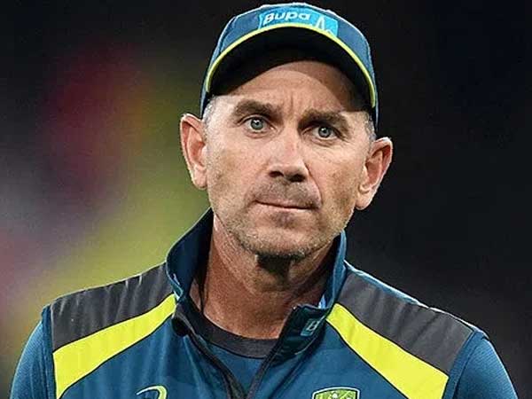 బెస్ట్‌ క్రికెటర్‌ విరాట్‌: