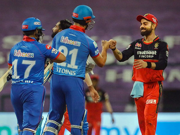 గర్జించిన గబ్బర్..