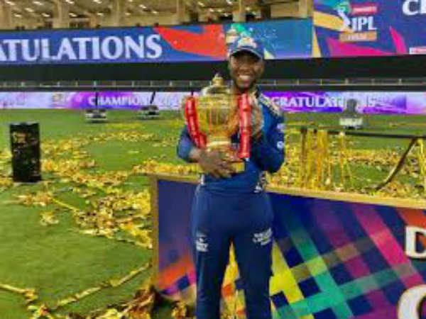 ముంబై ఇండియన్స్ గ్లోవ్స్‌తోనే: