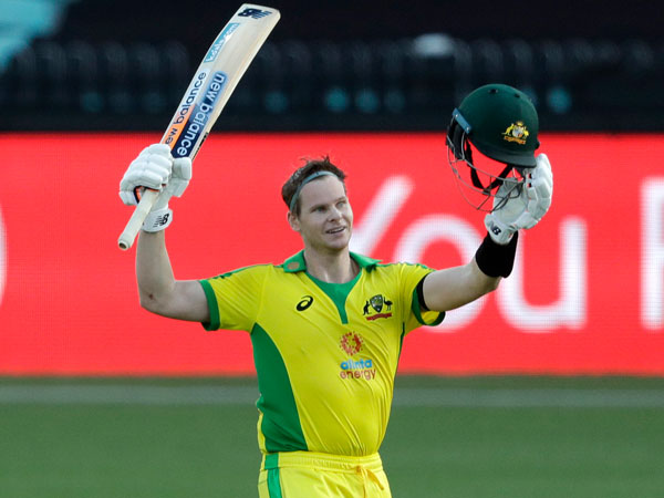 ఫించ్ శతకం.. స్మిత్ దూకుడు: