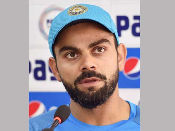 ఎదురుచూపుల ఆట ఆడాం