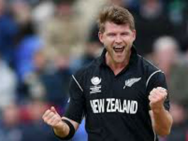  కోరె అండర్సన్: