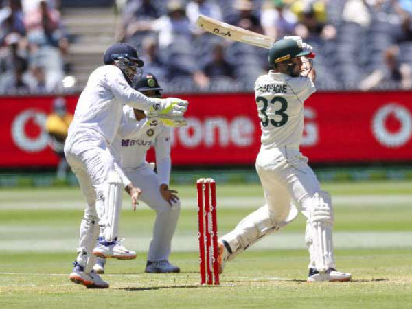  ఆదుకున్న లబుషేన్, హెడ్: