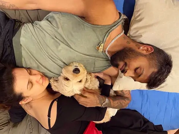 డైపర్లు మార్చిన హార్దిక్: