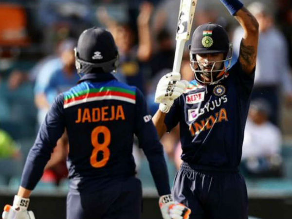 జడేజా స్థానంలో ఠాకూర్: