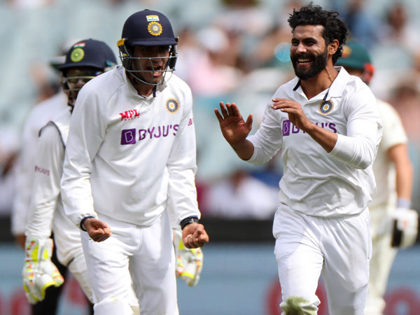 చెలరేగిన భారత బౌలర్లు..