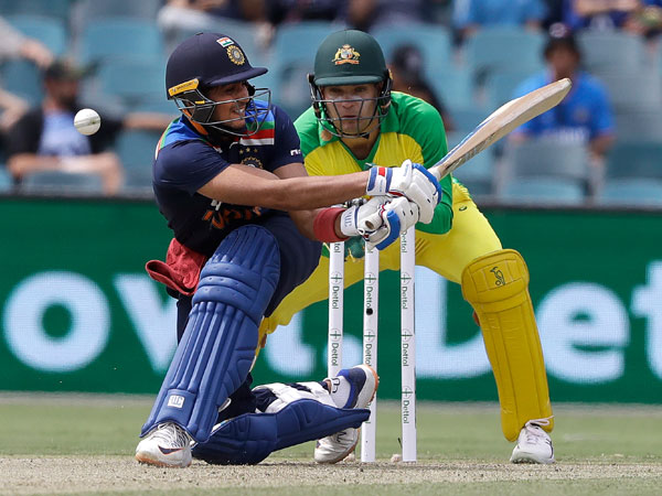 ఓపెనింగ్ జోడీ విఫలం..