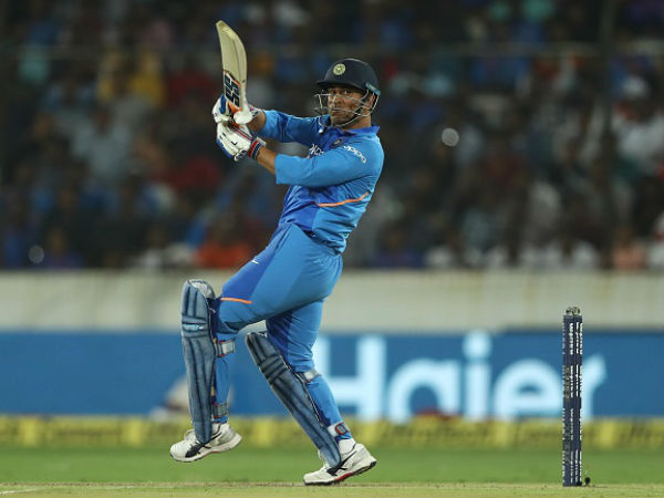  అప్పుడే ధోనీ సారథిగా..