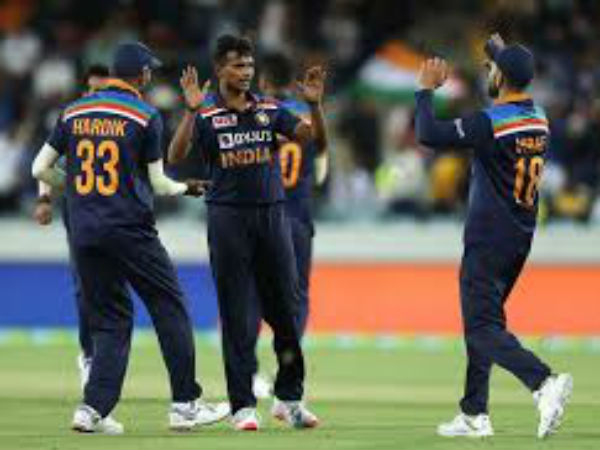 4 ఓవర్లలో 20 రన్స్: