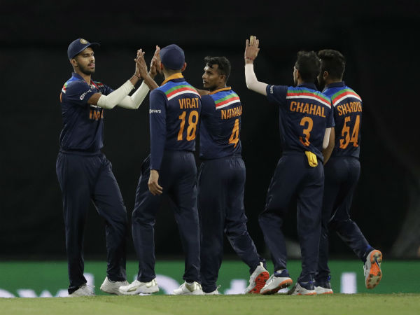 యార్కర్ల నట్టూ..