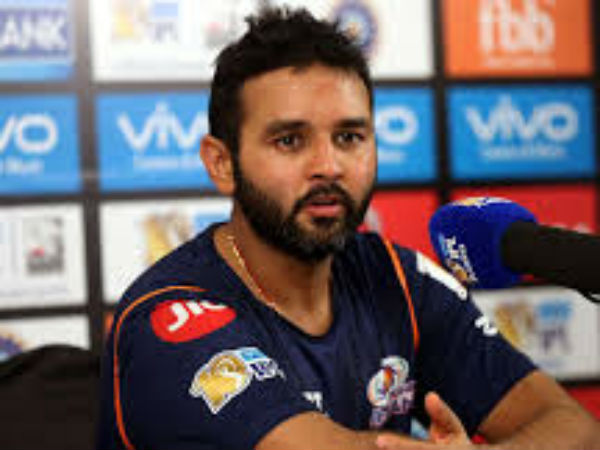 స్కౌట్స్ గ్రూప్‌లో: