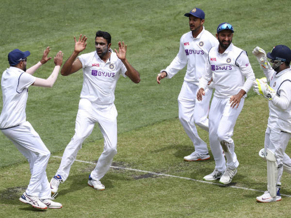 మెల్‌బోర్న్‌లో మెరిసిన భారత్..