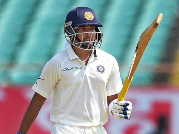 డే/నైట్ టెస్టులో 0, 4 రన్స్: