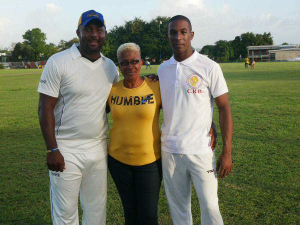 కేమర్‌ గోల్డెన్ డక్‌: