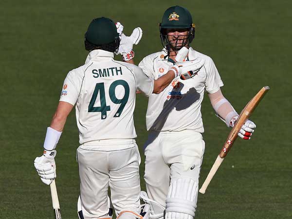 ఆడుతూ పాడుతూ..