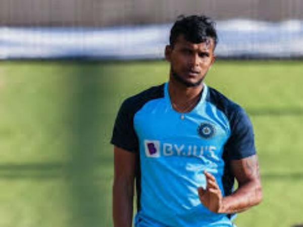 ఉమేశ్‌ స్థానంలో నటరాజన్: