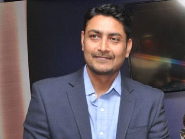 స్వింగ్‌ చేయగలిగే బౌలర్‌ అవసరం