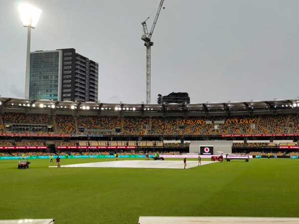 ఛేజింగ్ రికార్డు 236..