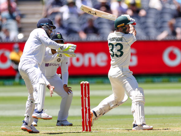 ప్రేక్షకులను అనుమతించం