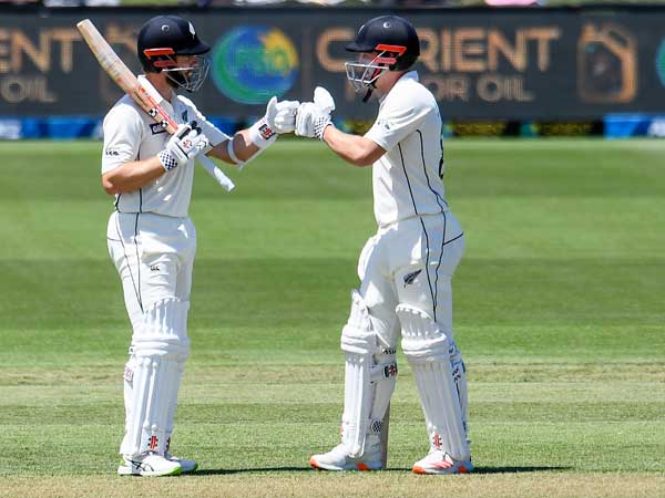 టెస్టుల్లో ఏడు వేల ప‌రుగులు