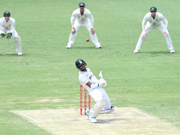  హ్యూజ్‌ మృతి: